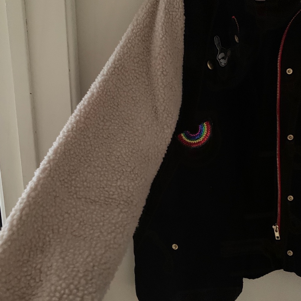 Jacket - Picture 4 of 4
